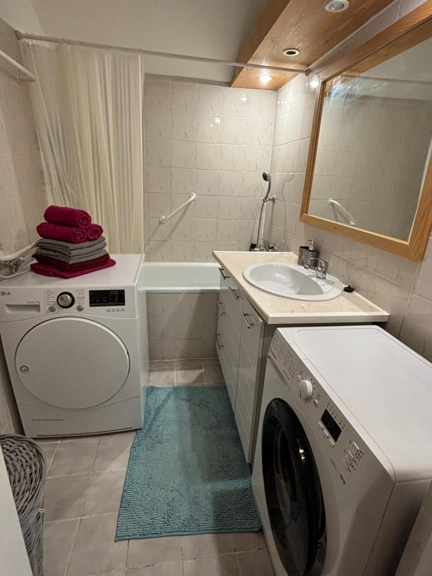 Apartman V Sirsom Centre Martina Nice S Klimatizaciou Exteriör bild